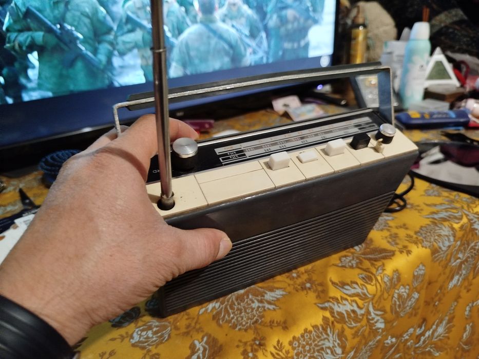 Radio Cosmos 5 românesc