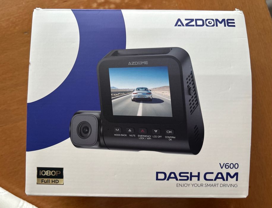 Автомобилна камера AZDOME V600 — НОВА!