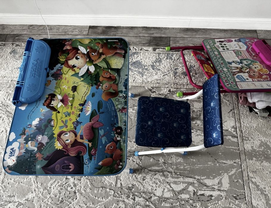 Детские столы и стулья б/у