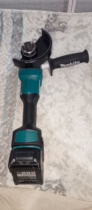 Болгарка аккумуляторная ушм 125