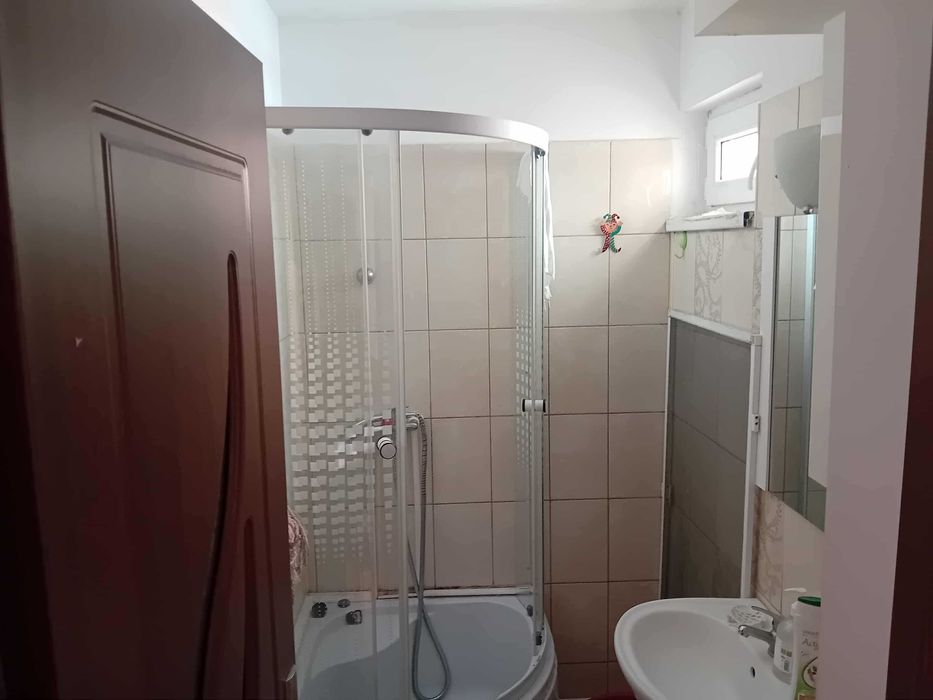 Ap 2 Cam Maratei aproape central 41mp etaj 1 decomandat centrala