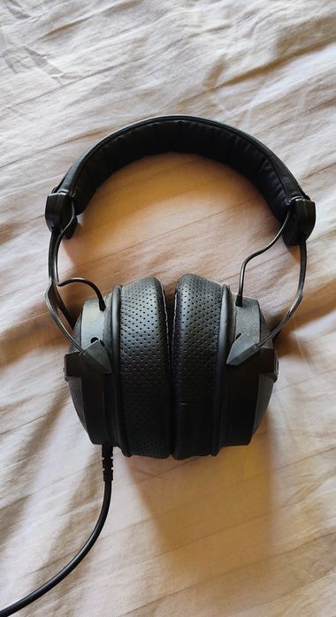 Beyerdynamic DT 770 PRO 32 ohm + калъф
