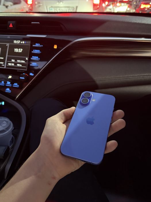 Iphone 16 ,128gb ,90 эмкость