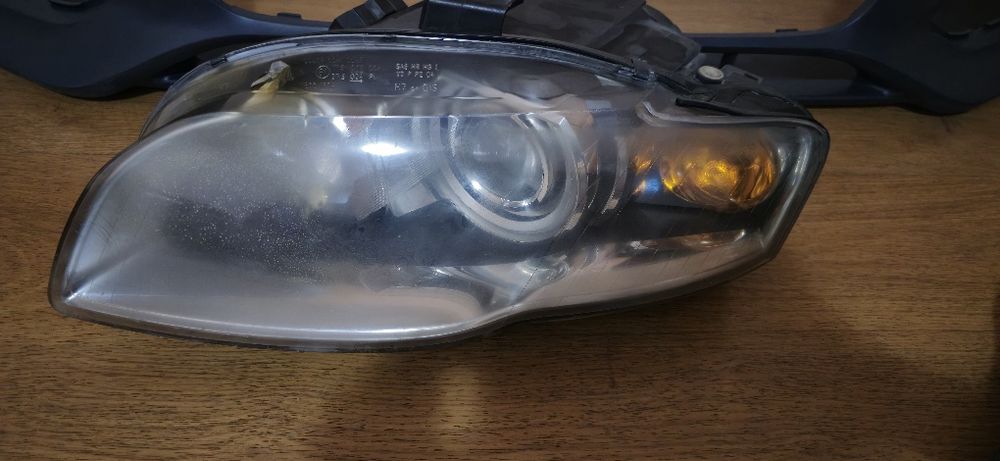 Фар биксенон за ауди