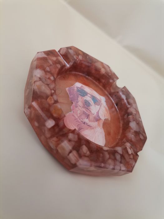 Пепелник от епоксидна смола