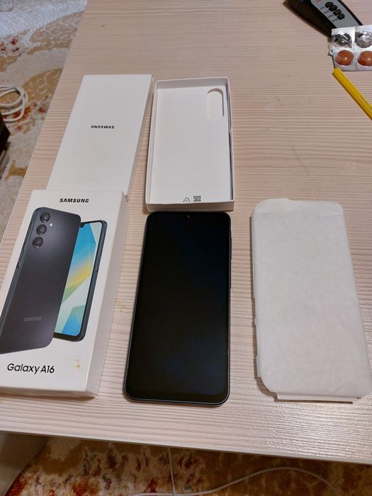 Продам Samsung  новый