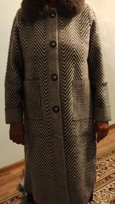 Пальто 48-50 размер новый