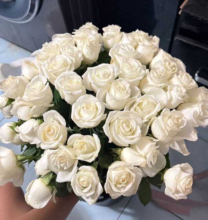 Срочно гүл сатылады