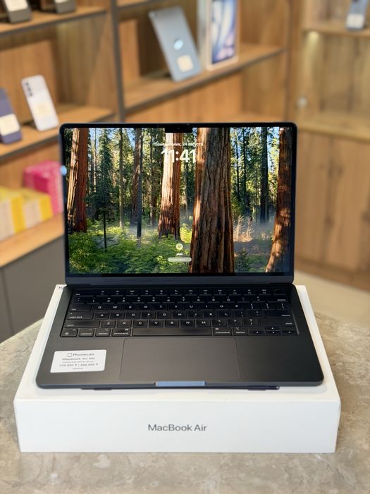 MacBook Air M2 / PhoneLab
