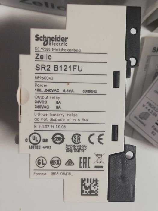 Releu programabil Zelio SR2B121FU 220V
