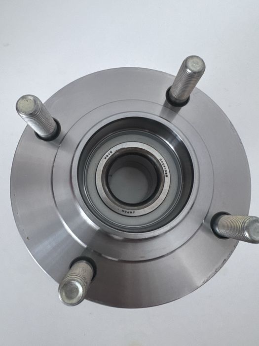 Задний подшипник со ступицей