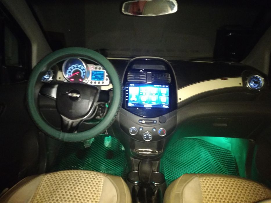 Spark variantga sotiladi