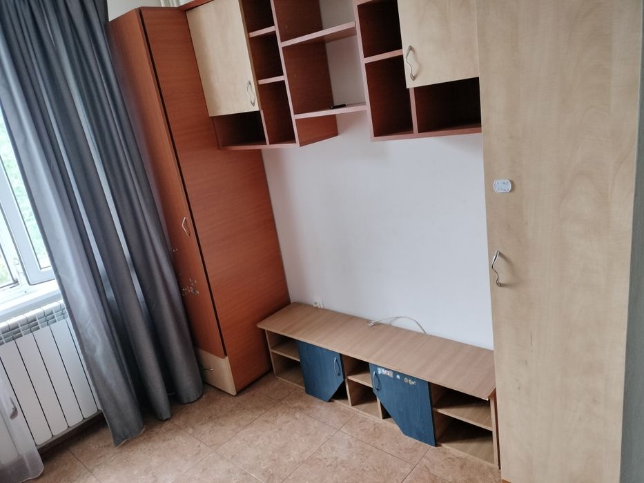 Închiriez apartament micro 19