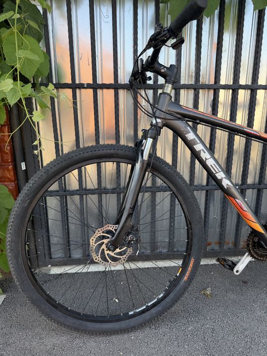 Bicicletă Trek Marlin 5 – Roți 29" – Frâne pe Disc