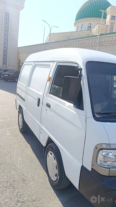 Damas van 2.800 y.e