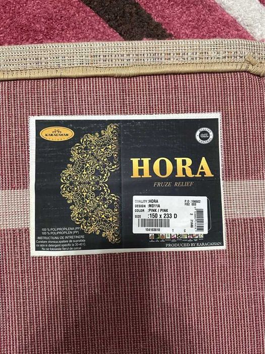 Vând urgent covor în stare foarte bună