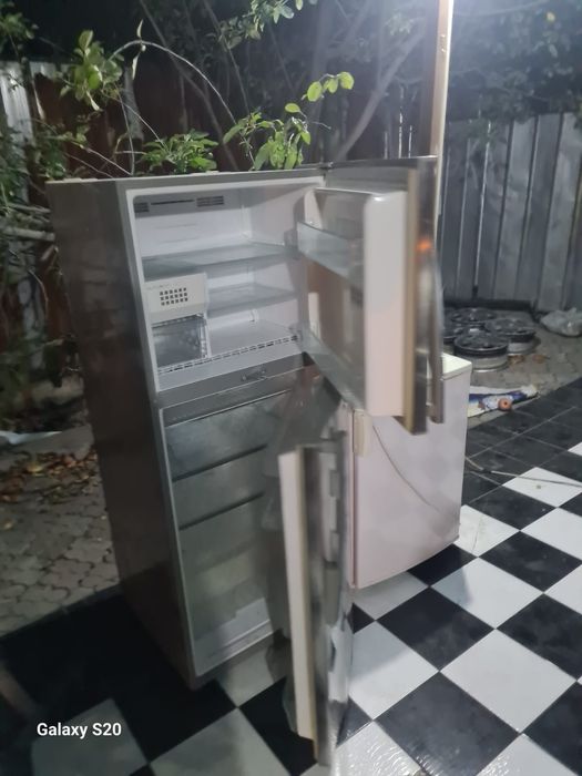 Отдам холодильник рабочий