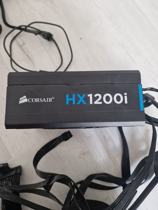 Sursa PC HX1200i Corsair