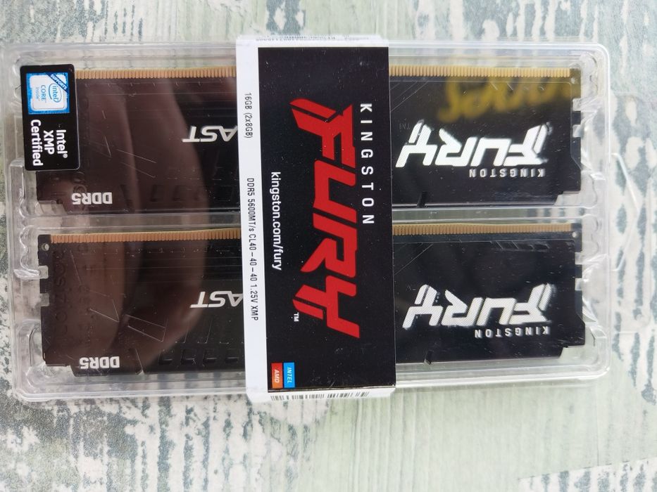 DDR 5  5600Mhz 2x8 kit Kingston Fury Beast