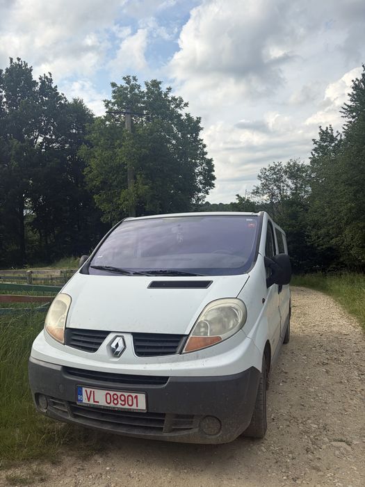 RENAULT Trafic 0 — imagine 2