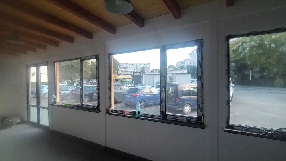 Inchiriez vând spațiu comercial piață general