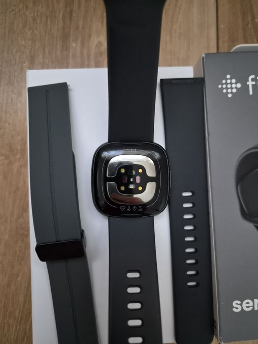 Fitbit Sense 2 impecabil