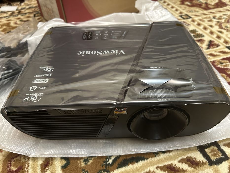 Проектор ViewSonic PJD5 Series DLP® Projector