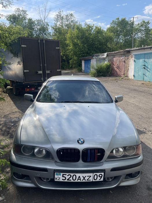 Бмв е39 1996года