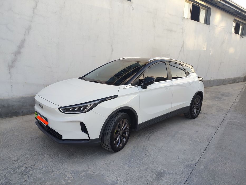 Geely geometry C (550) сотилади