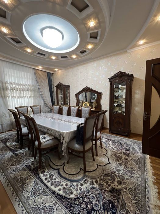 Кибрай марказида уй сотилади