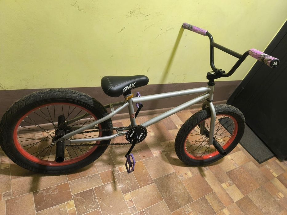 Велосипед трюковой BMX