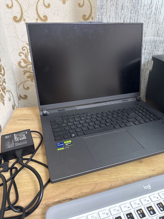 Продается ASUS ROG Strix G18 (G814JV)