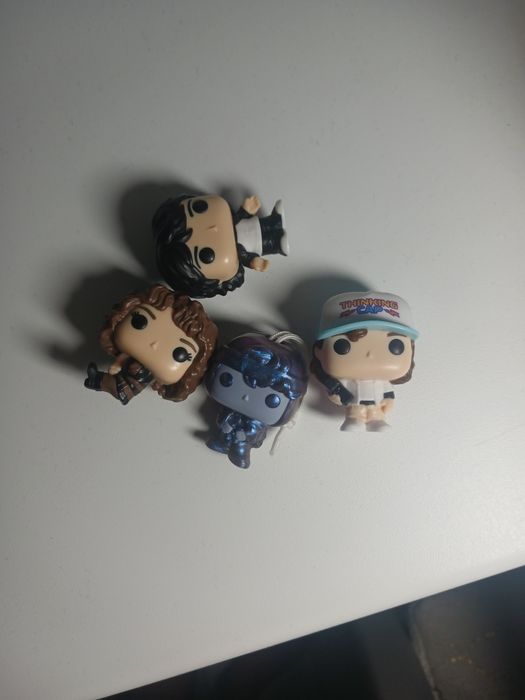 Фигрука киндер джой