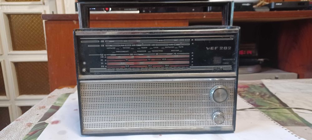 aparate radio vef si selena