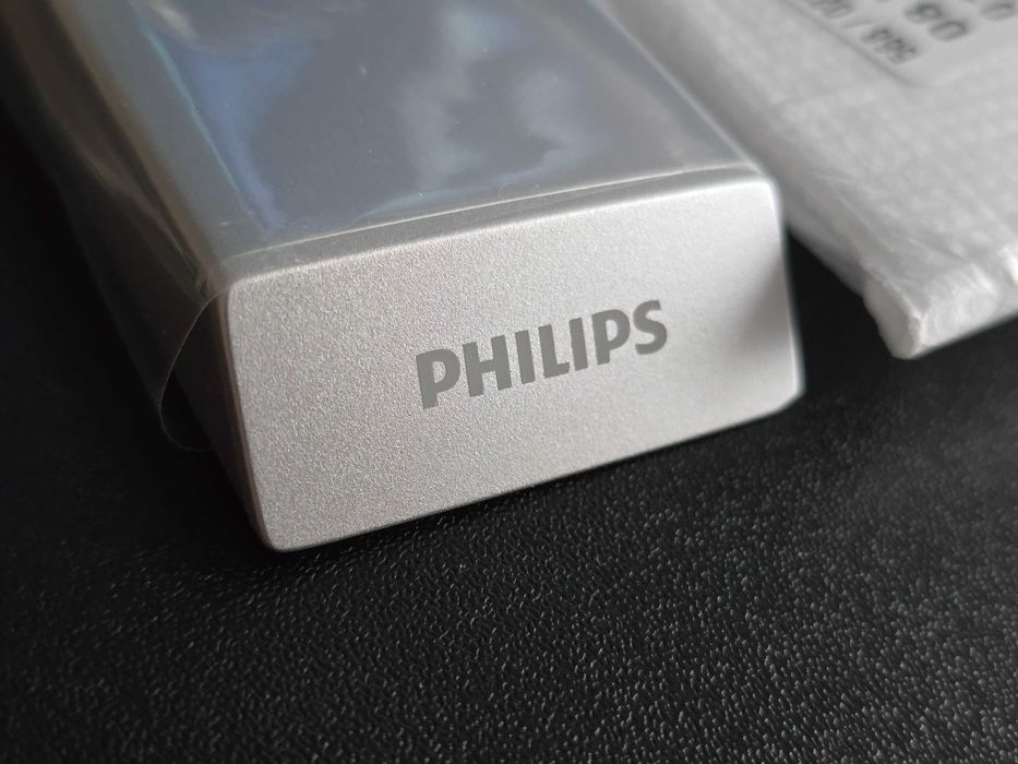 Telecomenzi cu comanda vocala PHILIPS SRC-4526