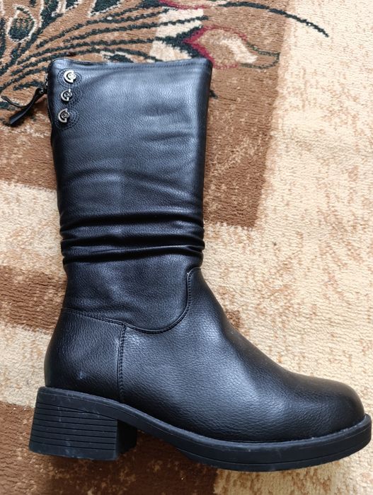 Женские зимние сапоги