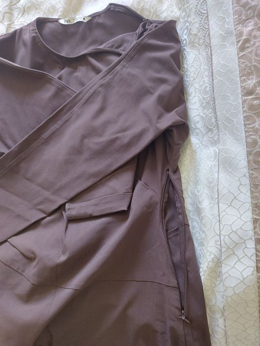 Платье      Zara