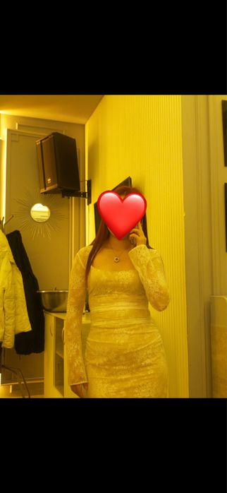 Өте әдемі нәзік көйлек,2,3 сағат ғана киілген,нәзік көйлек,жаңа почти