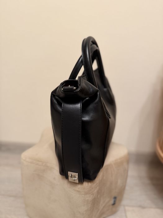 Geanta Laura Maxim City Rush - Black Jet - 780 lei Negociabil