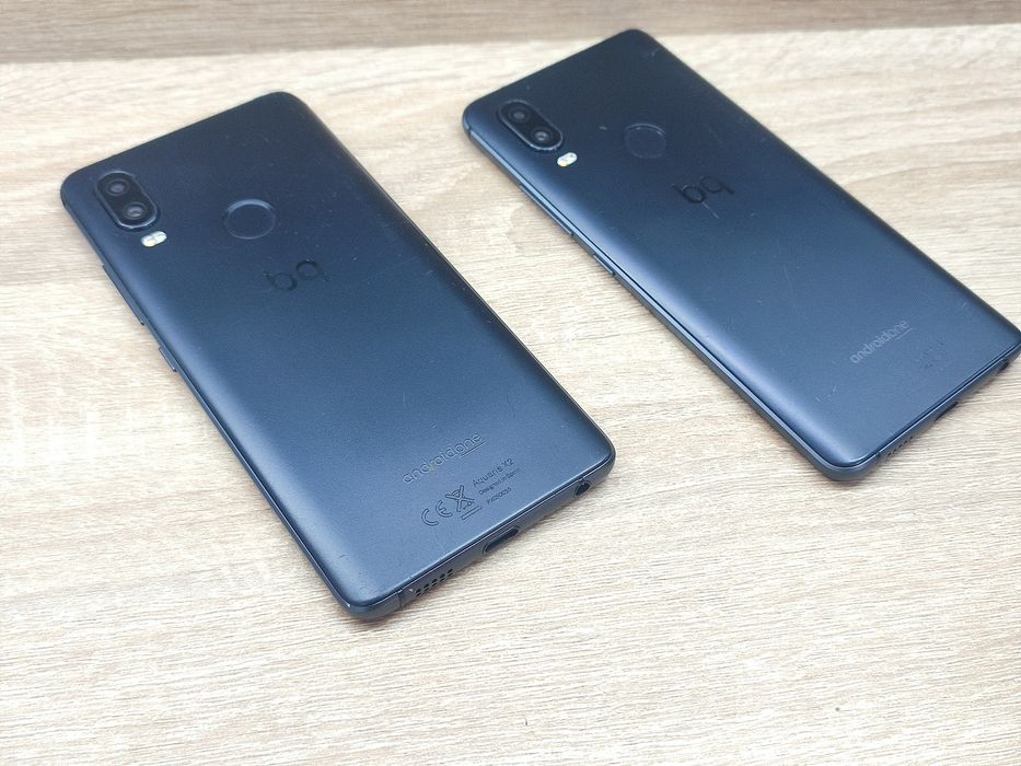 BQ Aquaris X2 IMPECABILE - pentru piese (2 bucăți)