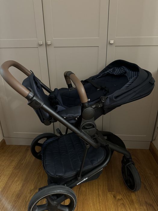Продам коляску easywalker