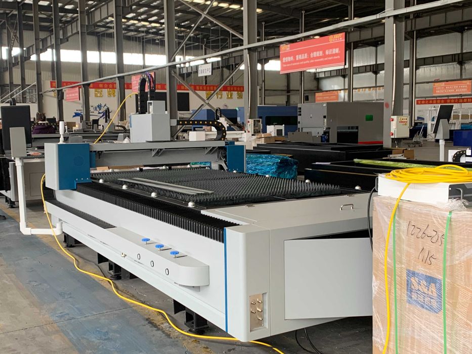 Индустриален Фибролазер модел 3015S- 3kW | Сигурен внос