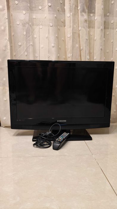 TV Samsung LE32B350 Negru Diagonala 66 cm Perfect Functional