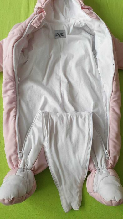 Два Космонавта  за момиченце  74-80 размер