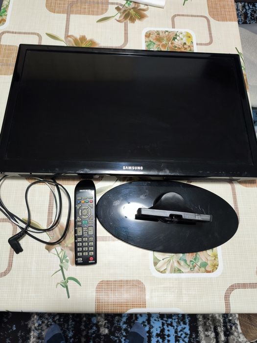 Televizor Samsung 66 cm
