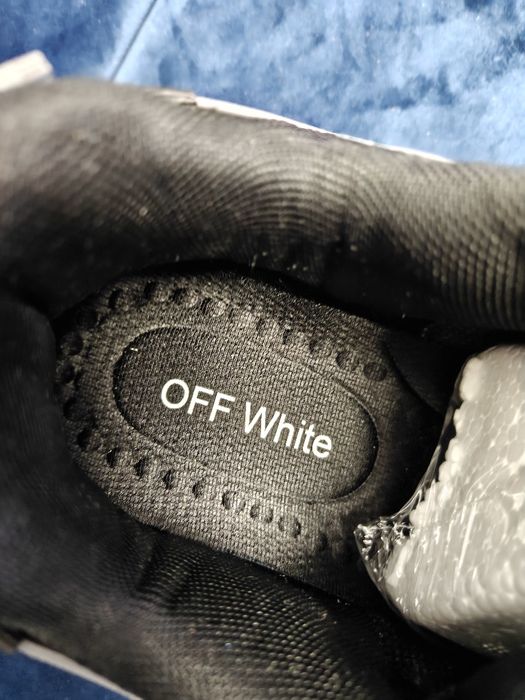 Off White Be Right Back 43