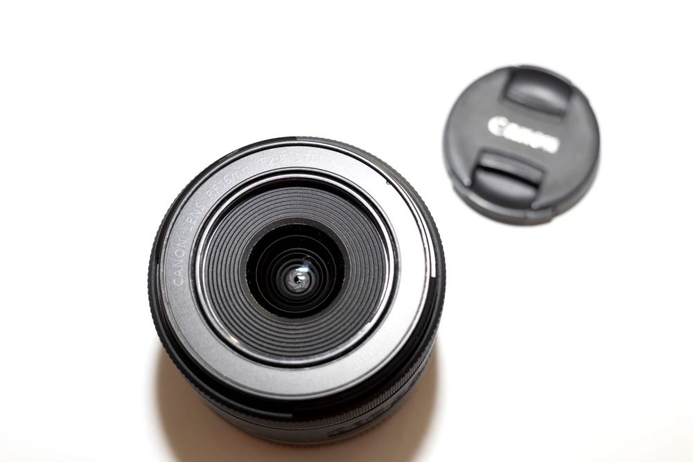 Obiectiv Canon RF 16mm f/2.8 STM