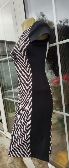 Rochie dama Midi sub genunchi Sandro Ferrone