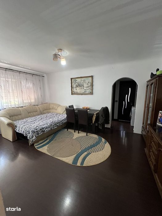 2 camere Craiovita parter înalt/ 4 balcon centrala termică 48 mp