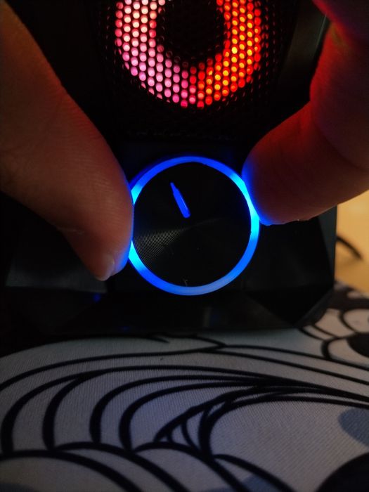 Продам колонки для компьютера/телефона